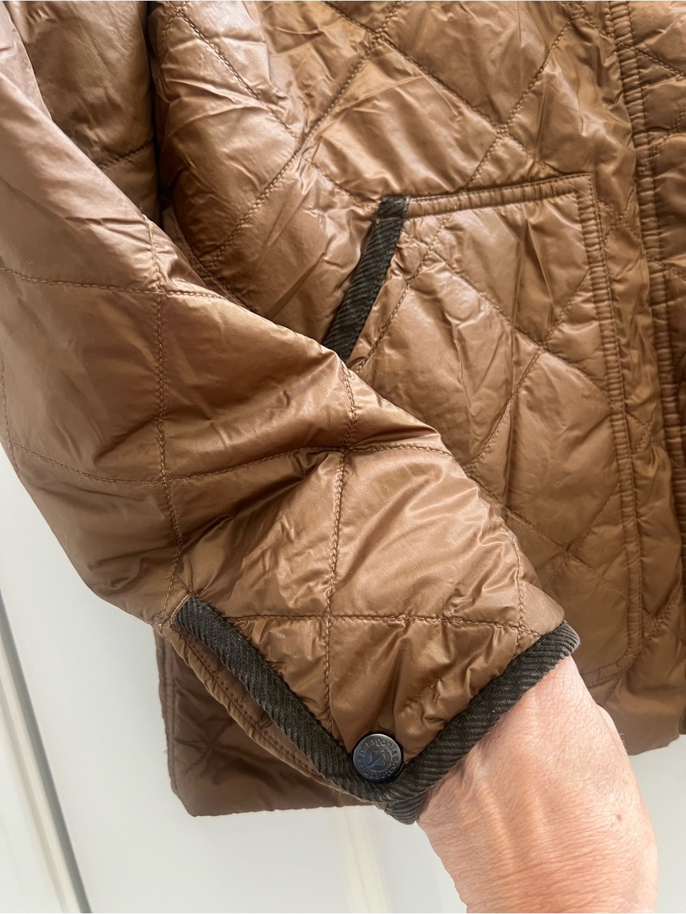 Patagonia Quilted Diamond Puffer Jacket - Picture 4 of 8